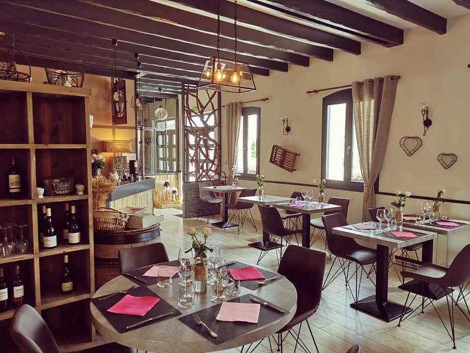Auberge Saint-Jean Villequier-Aumont Zewnętrze zdjęcie